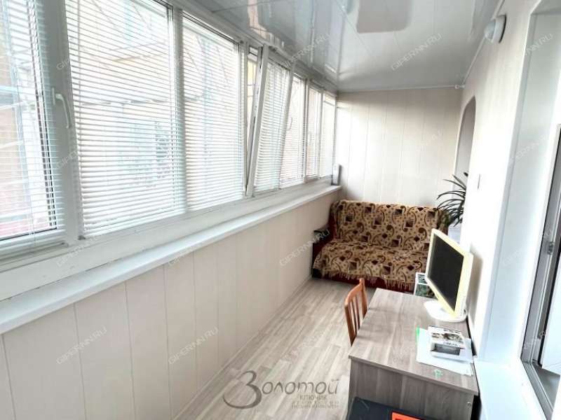 трёхкомнатная квартира на улице Аркадия Гайдара дом 26