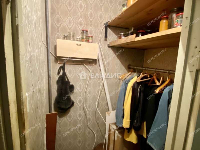 четырёхкомнатная квартира на Южном шоссе дом 2А