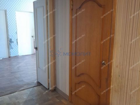 4-komnatnaya-b-r-60-letiya-oktyabrya-d-12 фото