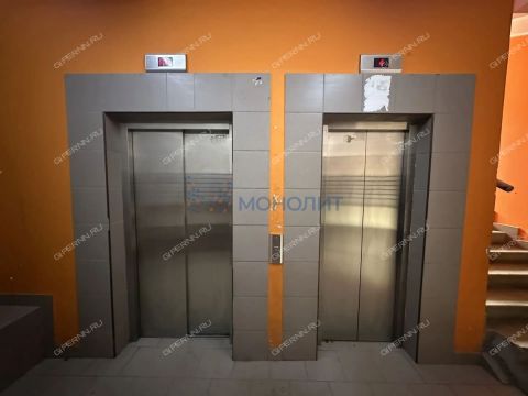 1-komnatnaya-ul-dvizhencev-d-34 фото