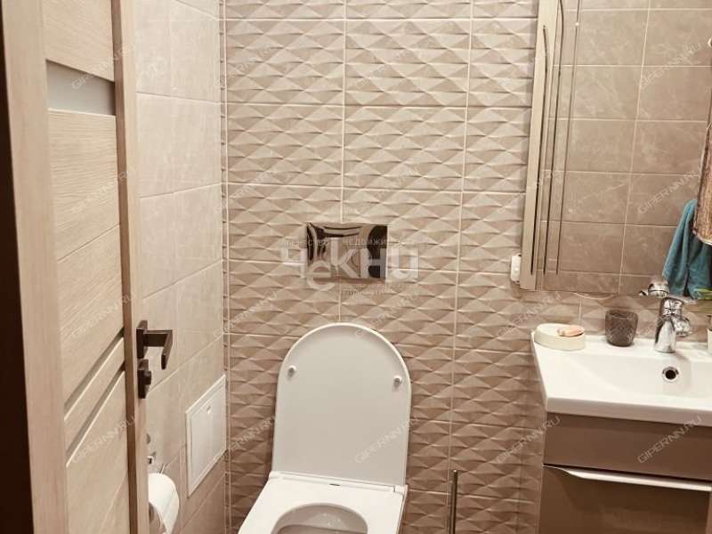 четырёхкомнатная квартира на Пролетарской улице дом 14а