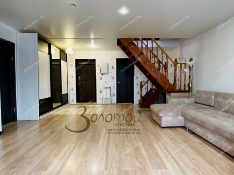 dom-derevnya-sofronovo-gorodskoy-okrug-bor фото