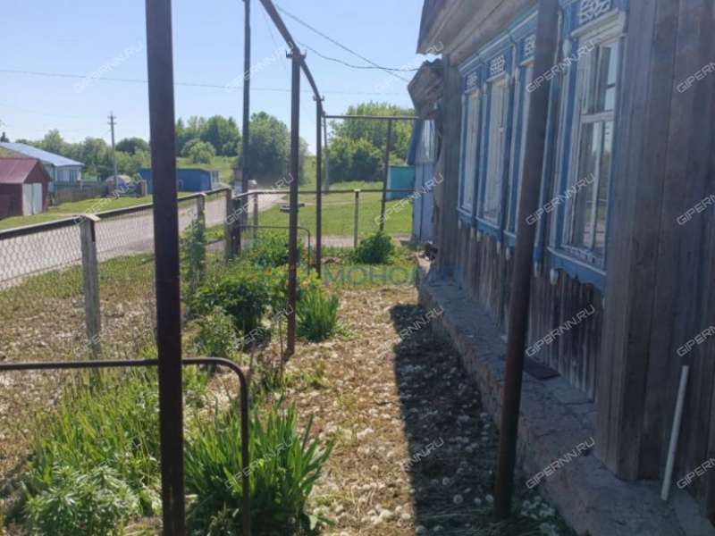 дом на Садовой улице село Большие Кемары