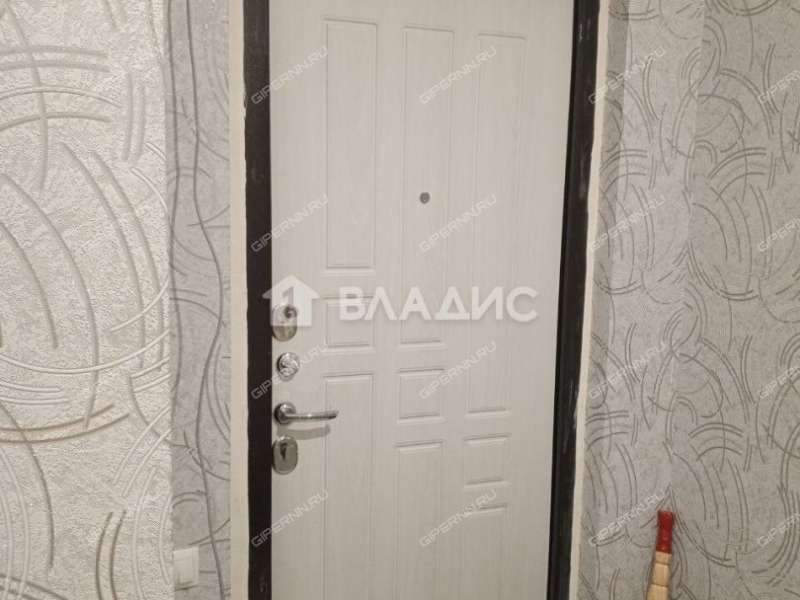 комната в доме 28 на улице Вождей Революции