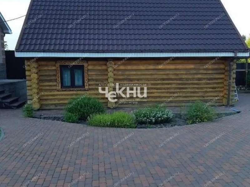 дом на Калухина село Великий Враг