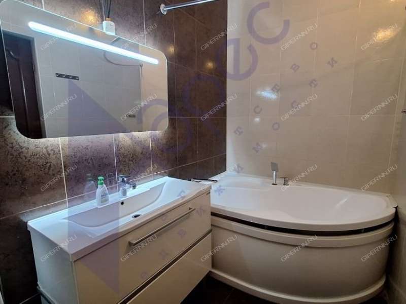 трёхкомнатная квартира на Грузинской улице дом 37А