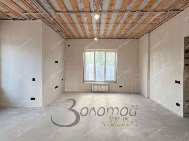 коттедж на фиалковая деревня Елевая