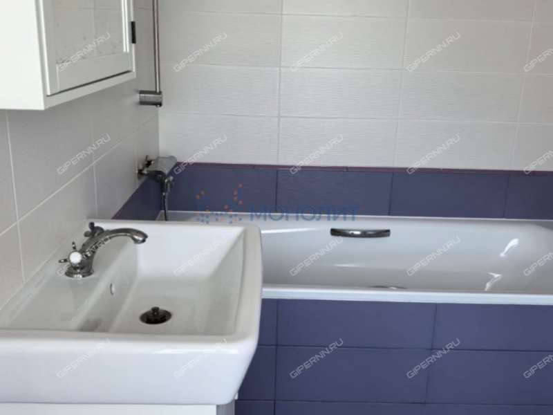 дом на - деревня Майдан