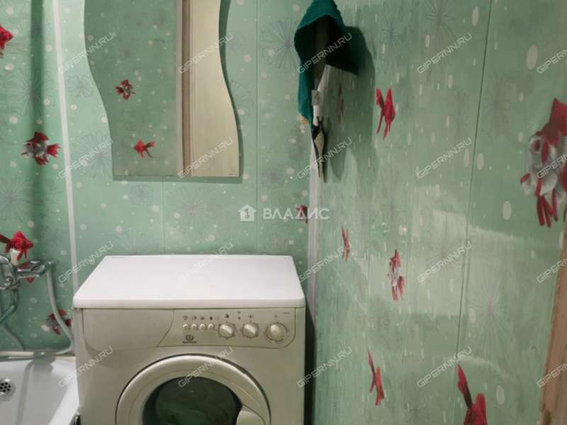 четырёхкомнатная квартира на 37 посёлок Селекционной станции