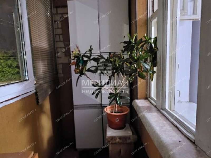 трёхкомнатная квартира на Первомайской улице дом 1а город Бор