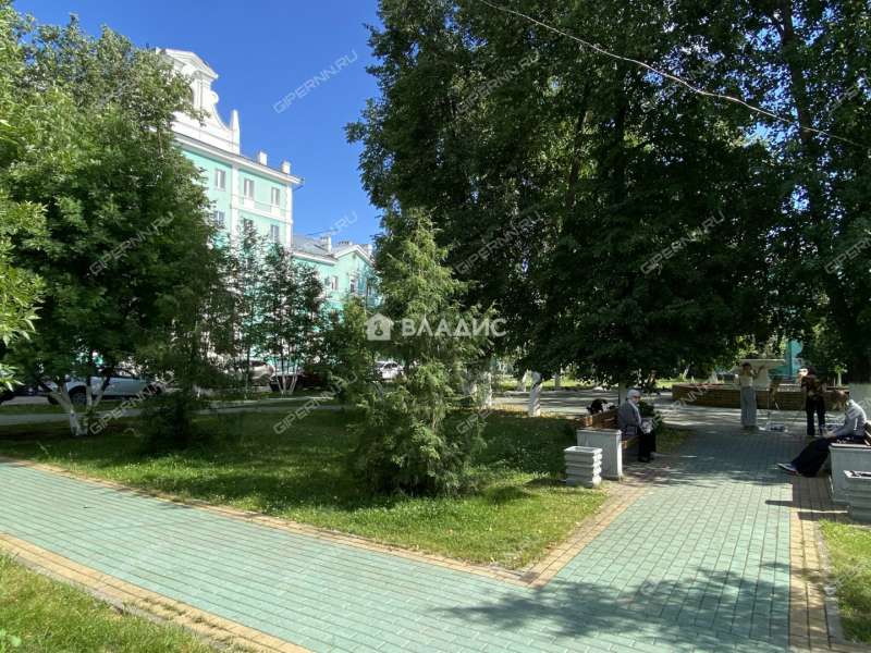 трёхкомнатная квартира на проспекте Чкалова дом 18 город Дзержинск