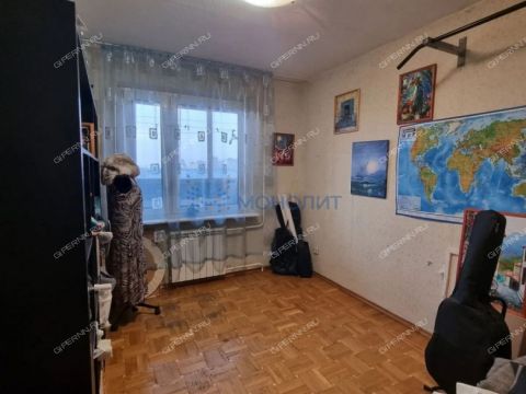 4-komnatnaya-ul-karla-marksa-d-32 фото