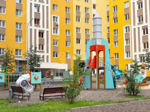 1-komnatnaya-ul-romantikov-d-8 фото
