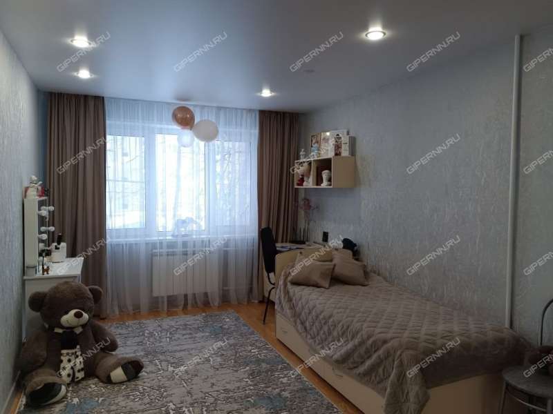 трёхкомнатная квартира на улице Маршала Жукова дом 22