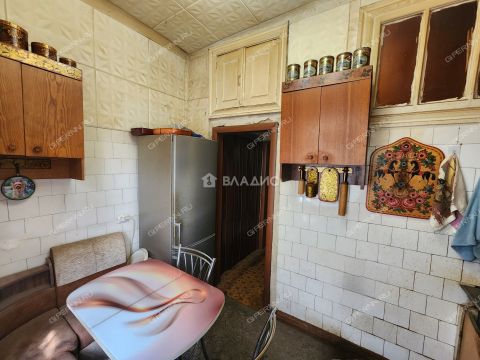 3-komnatnaya-ul-puteyskaya-d-1 фото