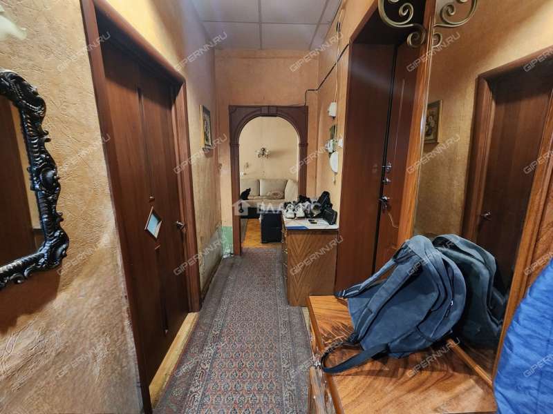 трёхкомнатная квартира на Путейской улице дом 1