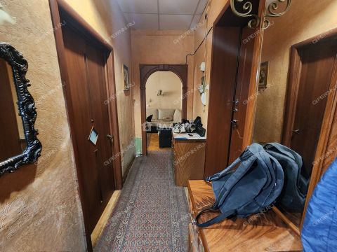 3-komnatnaya-ul-puteyskaya-d-1 фото