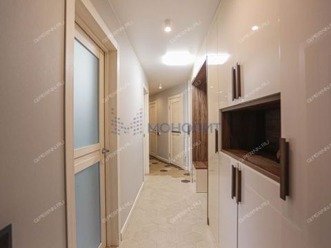 4-komnatnaya-per-svetlogorskiy-d-4 фото