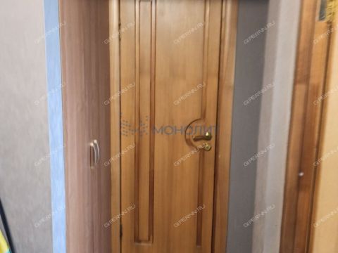 2-komnatnaya-ul-sergeya-esenina-d-44 фото