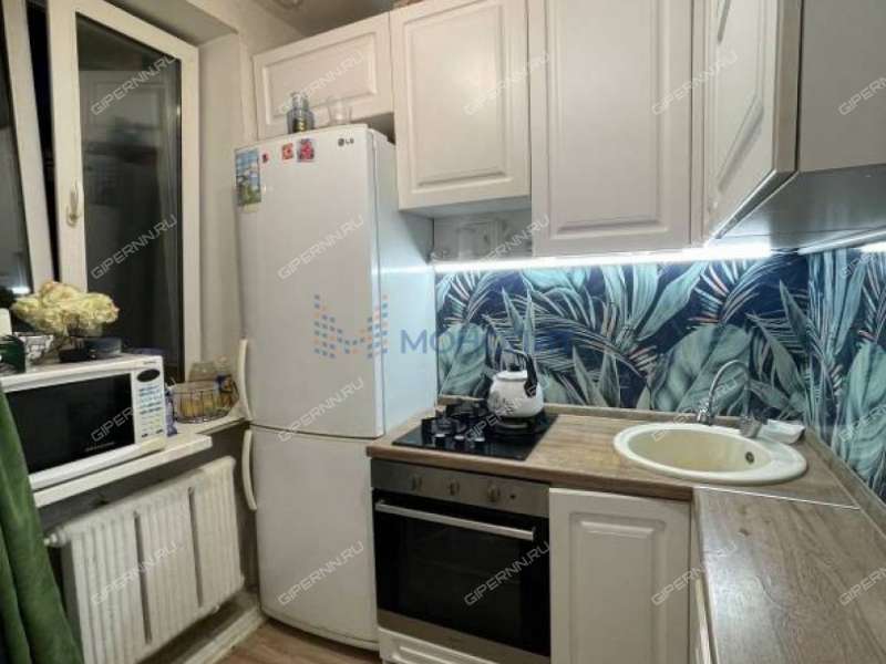 двухкомнатная квартира на улице Радистов дом 20