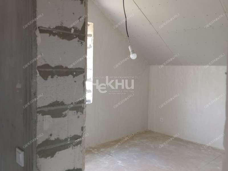 дом на Яблонской улице посёлок имени Тимирязева