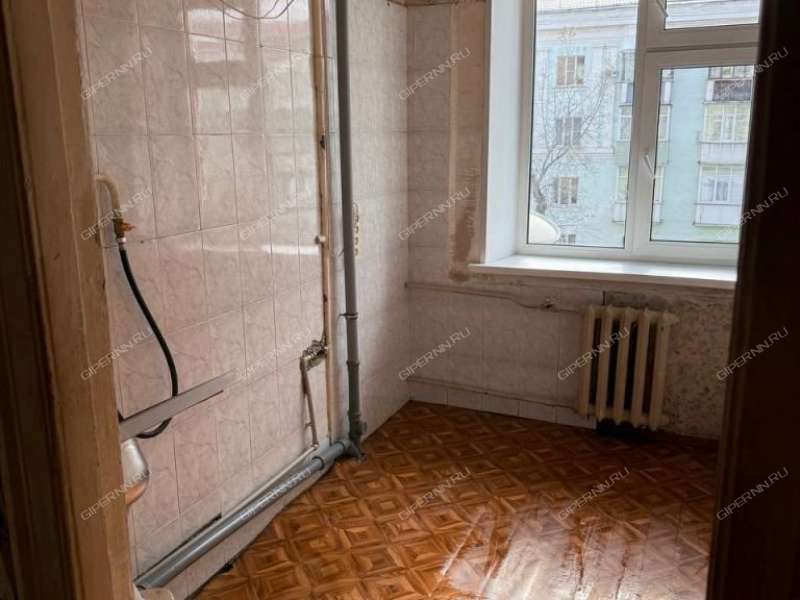 трёхкомнатная квартира на улице Июльских Дней дом 21/96