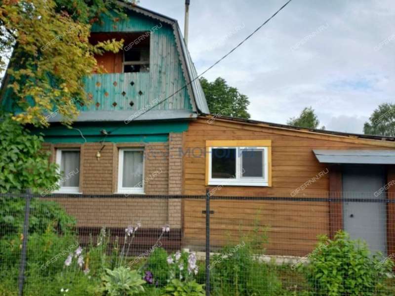 дом на - деревня Пруды
