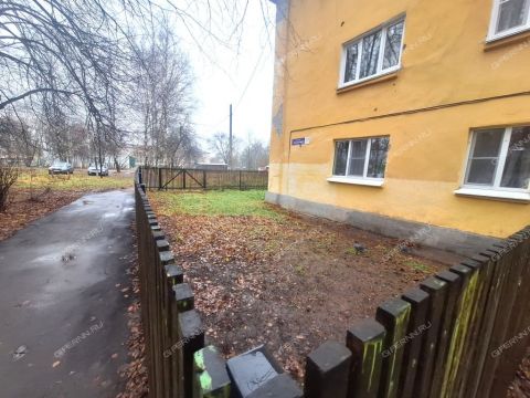 2-komnatnaya-ul-kosmicheskaya-d-17 фото