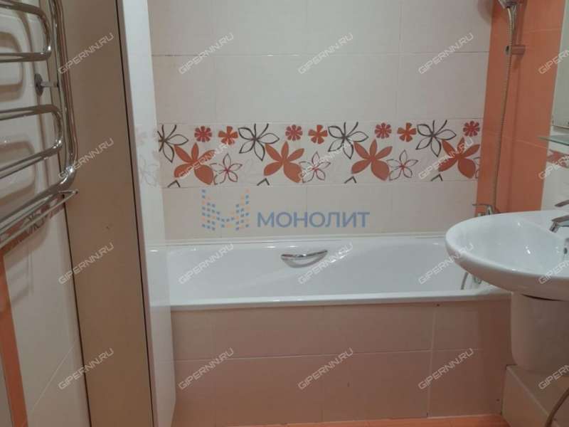 трёхкомнатная квартира на улице Родионова дом 189/24