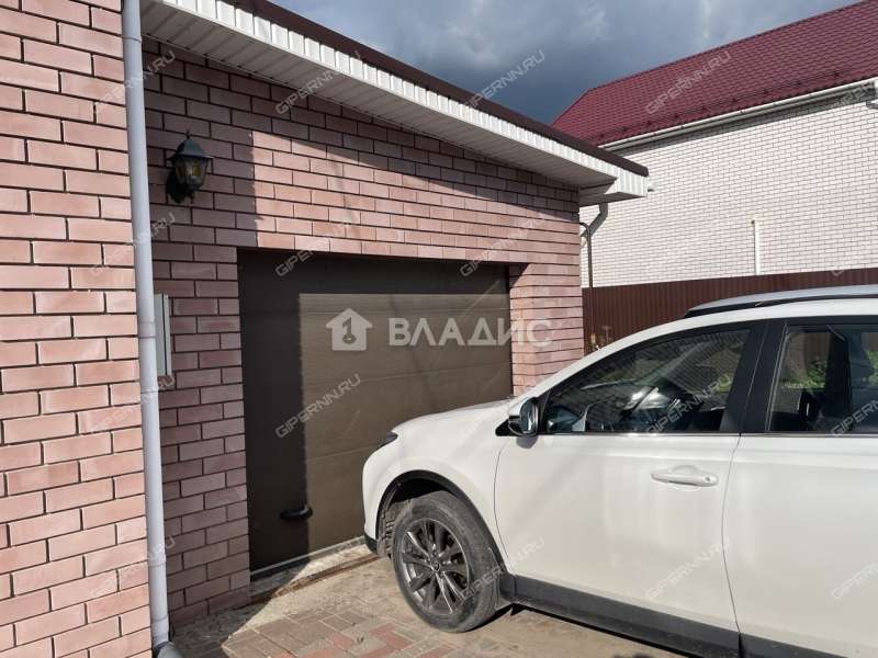 дом на улице 6-я Бор