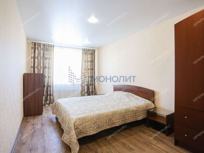 трёхкомнатная квартира на Окской улице дом 1