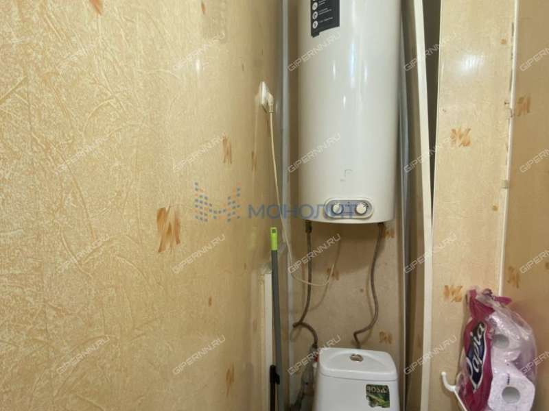 трёхкомнатная квартира на улице Мира дом 9А посёлок Память Парижской Коммуны (ППК сельсовет