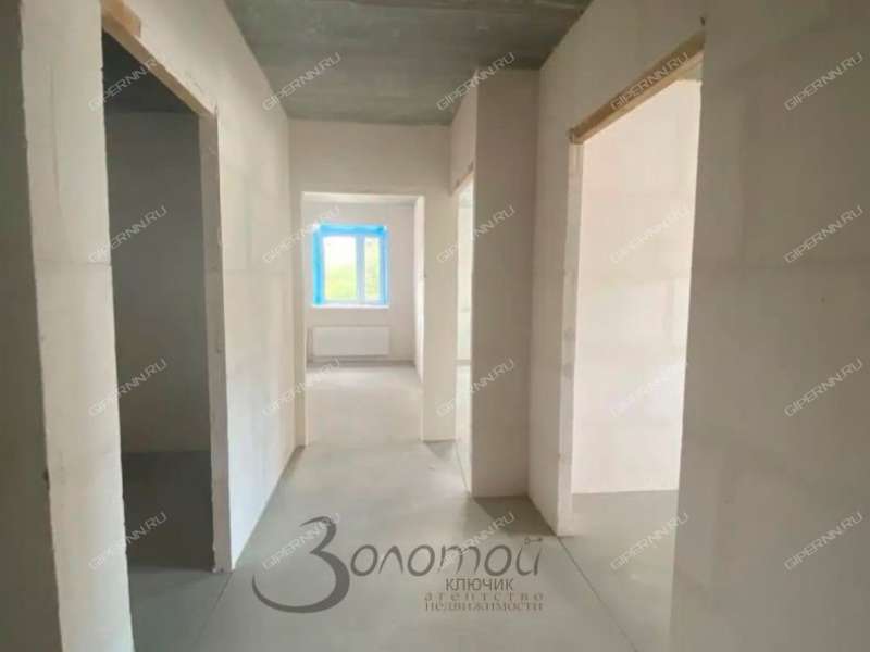 трёхкомнатная квартира на улице Ванеева дом 40б