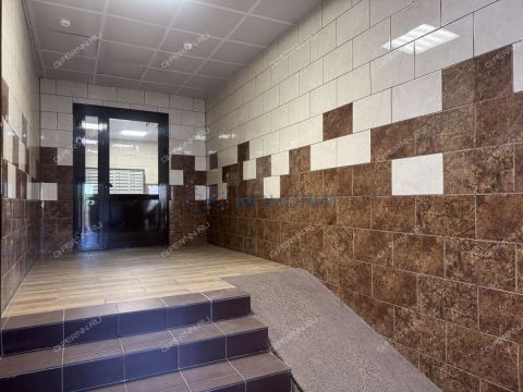 1-komnatnaya-ul-germana-lopatina-d-12-k1 фото