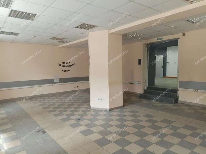 помещение под торговую площадь на Ул. Марата, д.15