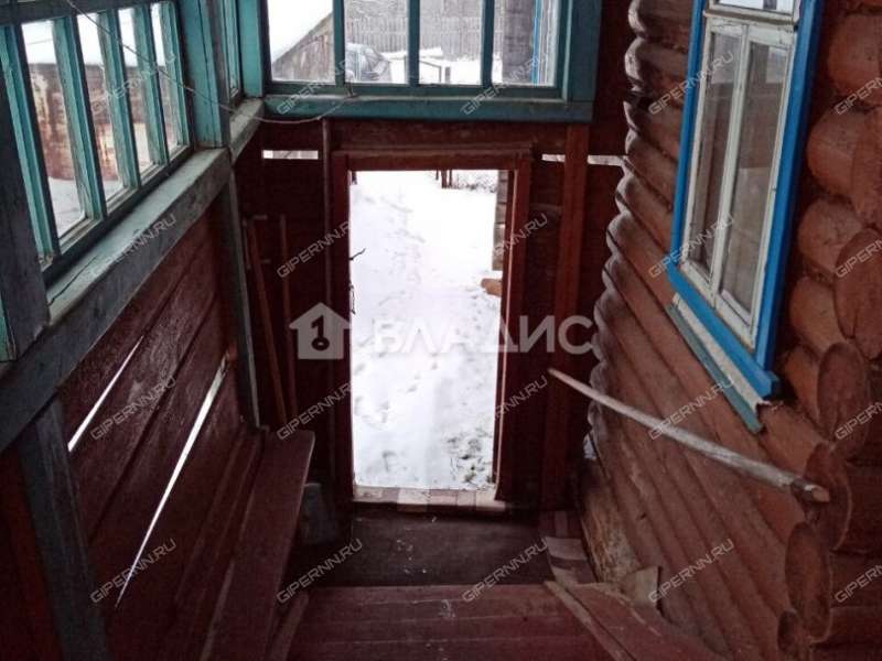 дом на улице Максима Горького сельский посёлок Фанерное