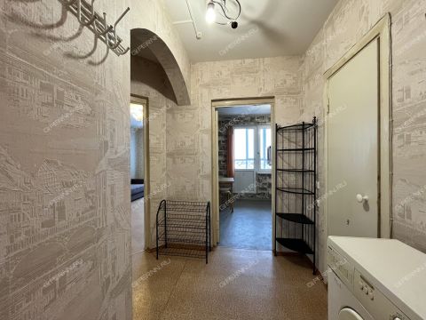 1-komnatnaya-ul-verhnepecherskaya-d-15-k1 фото