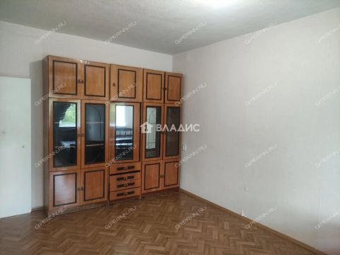 1-komnatnaya-ul-40-let-oktyabrya-d-5b фото