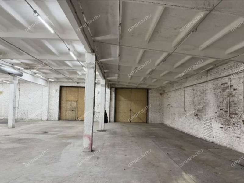 помещение под склад, производственную площадь на  рабочий посёлок Первое Мая