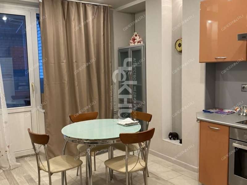 однокомнатная квартира на улице Германа Лопатина дом 8