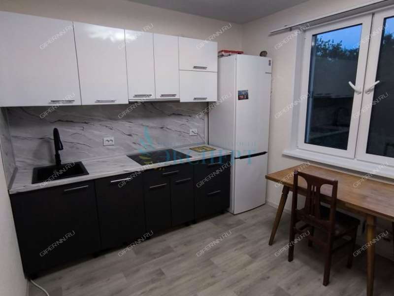 двухкомнатная квартира на улице Максимова дом 1 город Бор