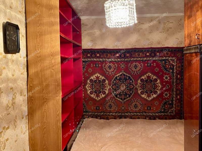 трёхкомнатная квартира на проспекте Героев дом 41