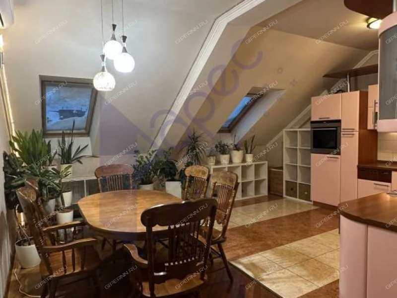 четырёхкомнатная квартира на улице Белинского дом 62