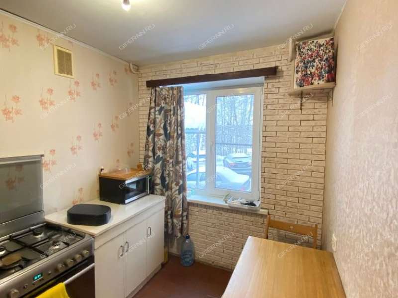 трёхкомнатная квартира на улице Бринского дом 5 к1