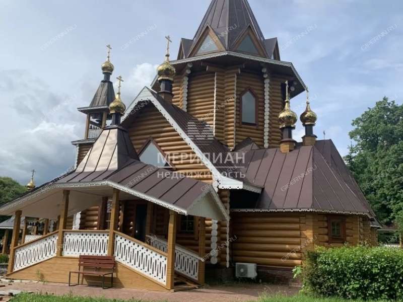 дом на Центральной улице