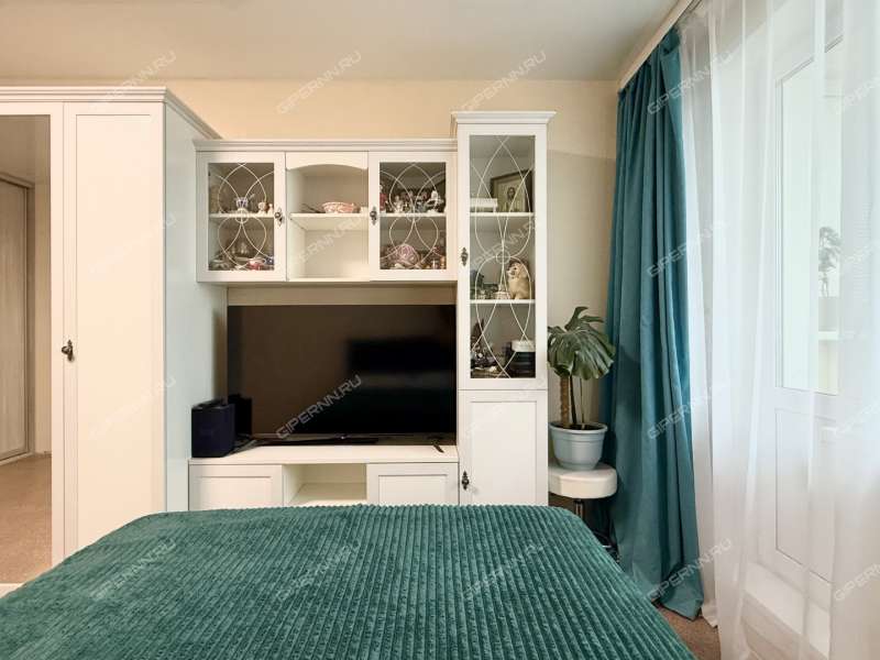 однокомнатная квартира на улице Политбойцов дом 12