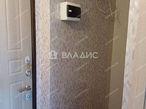 2-komnatnaya-ul-admirala-makarova-d-4-k2 фото