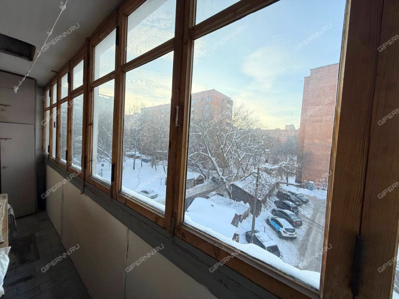 четырёхкомнатная квартира на улице Белинского дом 85