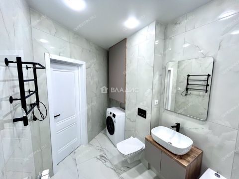 2-komnatnaya-ul-rodionova-d-202 фото