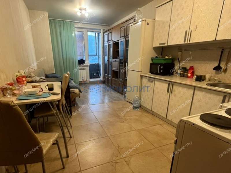 трёхкомнатная квартира на Мещерском бульваре дом 9